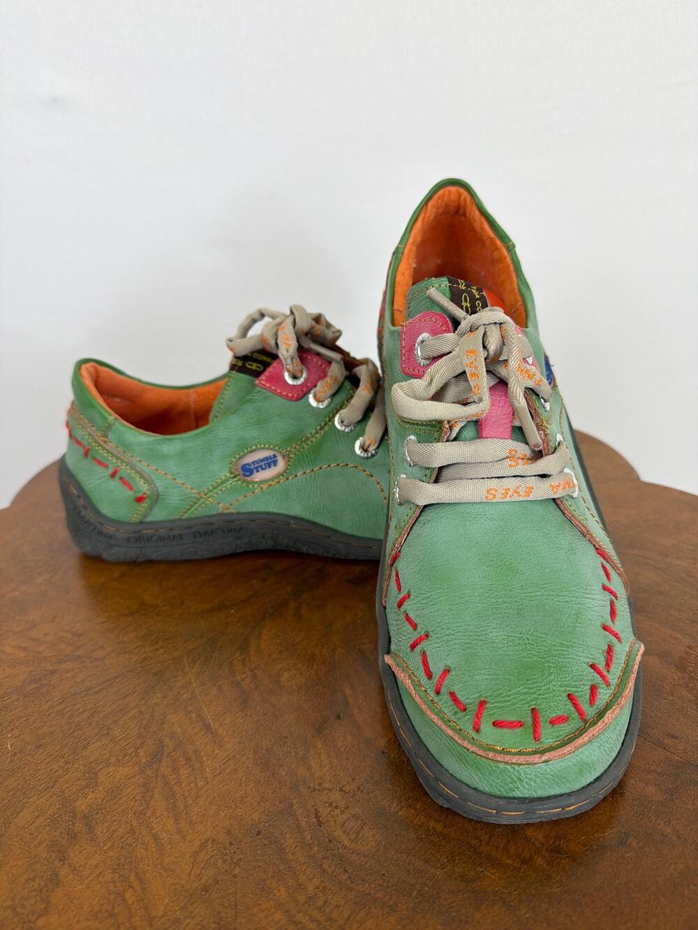 TMA Eyes Green Leather Lace Up Red Stitching Wide Toe Comfort Shoes 10.5